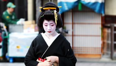 CONVERTIRSE EN UNA GEISHA. DOCUMENTAL COMPLETO (ENG)