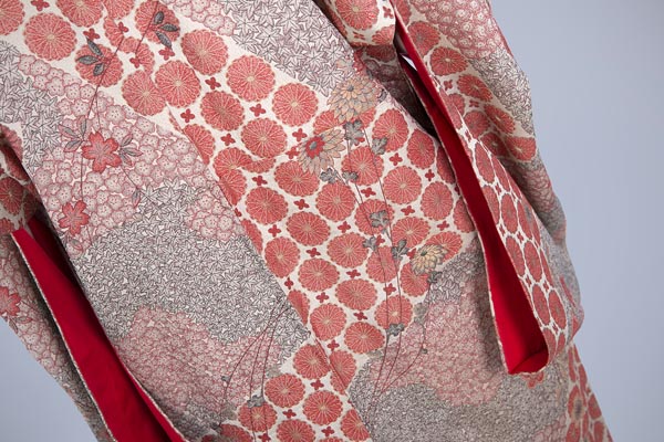 ¿PUEDO PLANCHAR MI KIMONO VINTAGE?